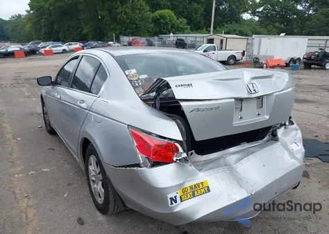 2009 Honda Accord 2.4 Lx-P z USA, uszkodzony, nr VIN 1HGCP26439A051709